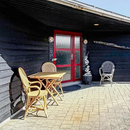Vakantiehuis Gorgeous In With Sauna *