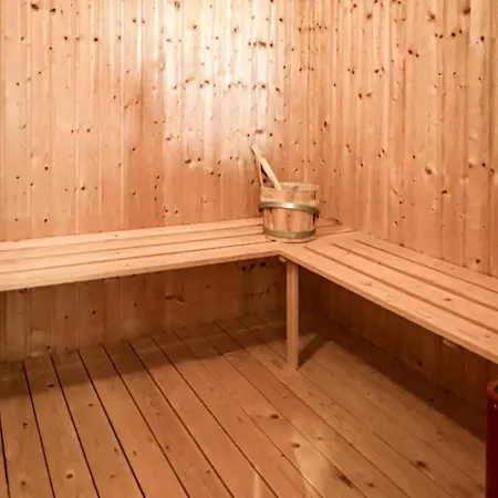 Gorgeous In With Sauna Vakantiehuis
